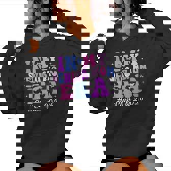 In My Senior Mom Era Class Of 2026 Groovy Senior Mom 2026 Women Hoodie | Mazezy