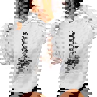 Sexy Girl グラフィックtシャツ セクシー「バッドキティ」ピンナップガール カットアウト。 レディースパーカー - Kawaiitshirt