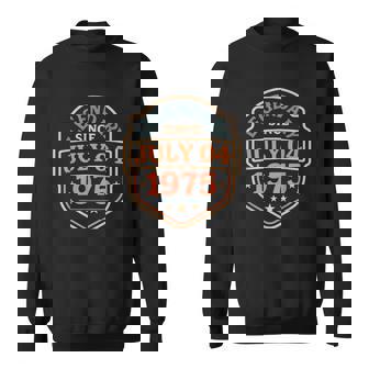 1975年7月4日以来、伝説的。素晴らしい誕生日パーティーレトロ。 スウェットシャツ - Kawaiitshirt