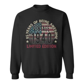 85Th Birthday Vintage Born 1940 Turning 85 Year Old Sweatshirt - Thegiftio UK