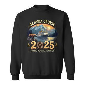 Alaska Cruise 2025 Family Adventure Matching Family Sweatshirt - Thegiftio UK