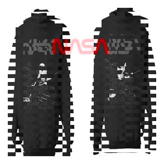 Nasaの宇宙飛行士の掃除機の星のワームのロゴが面白い スウェットシャツ - Kawaiitshirt