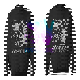 Peace Out フォスターケア 養子縁組 ごっちゃの日 2023 スウェットシャツ - Kawaiitshirt