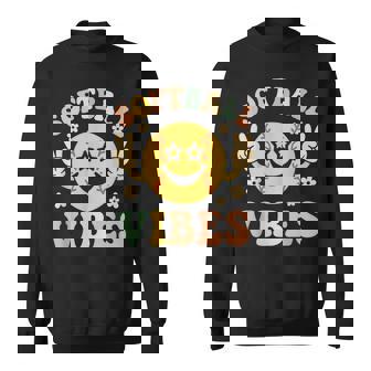 Softballibes 星目スマイル ポジティブソフトボール スウェットシャツ - Kawaiitshirt