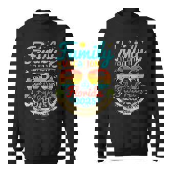 Vintage Family Vacation Florida 2025 Florida Group Sweatshirt - Thegiftio UK