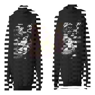 ゴリラ 演奏 ギター 面白い ロック 音楽 ギター ゴリラ スウェットシャツ - Kawaiitshirt