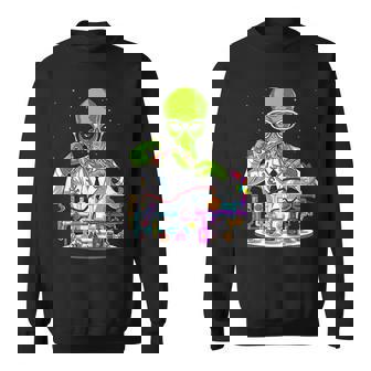 スペースエイリアンケミストリーティーチャーサイエンティストケミストサイエンススクール面白いエイリアン スウェットシャツ - Kawaiitshirt