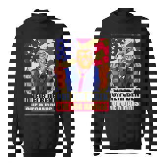 ドナルド・トランプ 中指 バイデン ハリス アメリカ 共和党員 スウェットシャツ - Kawaiitshirt