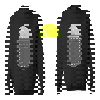 ユーモラスなテニスプレーヤーのための偽のポケットに入った面白いテニスボール スウェットシャツ - Kawaiitshirt