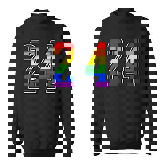 虹 24チーム短期大学スポーツレインボーカラー番号制ユニフォーム スウェットシャツ - Kawaiitshirt