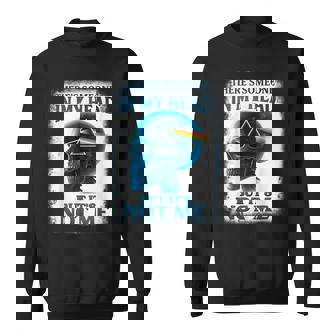 頭の中に誰かがいるけどスケルトンって言ってるのは私じゃない スウェットシャツ - Kawaiitshirt