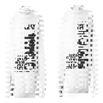 1965年5月以来素晴らしい、1965年5月の誕生日に生まれる スウェットシャツ - Kawaiitshirt