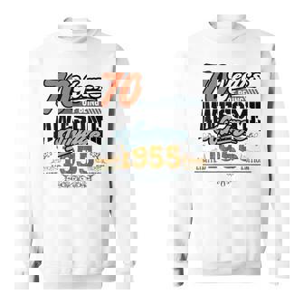 70歳の誕生日 ヴィンテージ 1955 70 Years Of Being Awesome レトロ スウェットシャツ - Kawaiitshirt