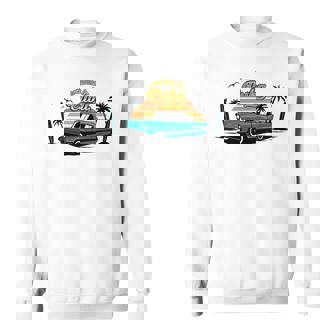 キューバ ヴィンテージカー ラム酒 葉巻 ビーチ 夕日 サーフボード ヤシの木 ハバナ ギフト お土産 太陽 カリブ海 スウェットシャツ - Kawaiitshirt