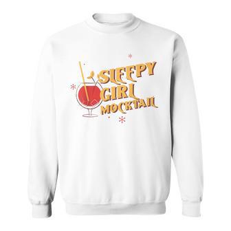 スリーピーガール モクテルクラブ レトロ ウェルネス キュート ファッショントレンド スウェットシャツ - Kawaiitshirt