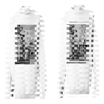 レッド・ツェッペリンのギタリスト、ジミー・ペイジ 1970 スウェットシャツ - Kawaiitshirt