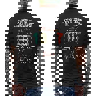 1937年8月生まれ ヴィンテージハッピーバースデー 87歳 メンズTシャツ バックプリント - Kawaiitshirt