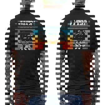 1953 年生まれのキャンピングカー バースデーキャラバン メンズTシャツ バックプリント - Kawaiitshirt