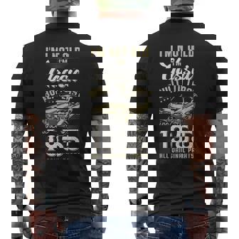 1955年生まれ、70歳の誕生日、クラシックカー メンズTシャツ バックプリント - Kawaiitshirt