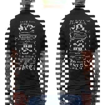 63歳の誕生日伝説は1961年5月に誕生しました。 メンズTシャツ バックプリント - Kawaiitshirt