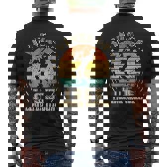 67歳の誕生日ギフト サックスプレーヤー 1955 ジャズミュージック メンズTシャツ バックプリント - Kawaiitshirt