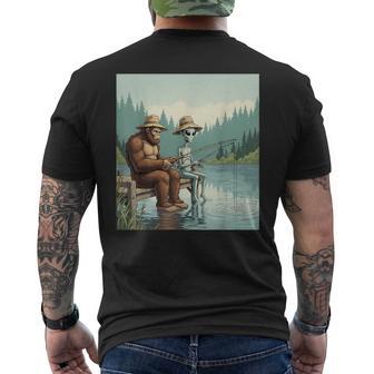 Alien Bigfoot Fishing Sasquatch Fishing Fisherman Boys Men's T-shirt Back Print - Thegiftio UK