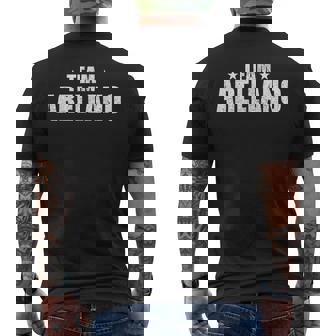 Arellano 苗字 アメリカ ヒスパニック メキシコ スペイン語 家族 メンズTシャツ バックプリント - Kawaiitshirt