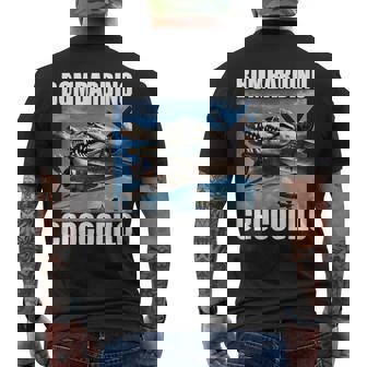 Bombardino Crocodilo イタリアンブレインロットミーム メンズTシャツ バックプリント - Kawaiitshirt