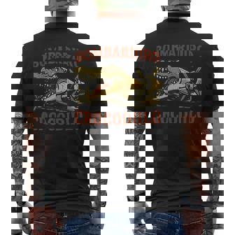 Bombardiro Crocodilo イタリアンブレインロットミーム メンズTシャツ バックプリント - Kawaiitshirt