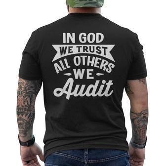 In God We Trust All Other We Audit Auditor Accounting T-shirt imprimé au dos - Cadeauxyz