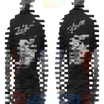 Hug Me ベルーガ アートデザイン 可愛い おしゃれ 動物 シロイルカ シロクジラ メンズTシャツ バックプリント - Kawaiitshirt