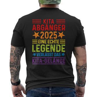 Kinder Kita Abgänger 2025 Eine Legendeerlässt Das Kita Gelände T-Shirt mit Rückendruck - Geschenkecke