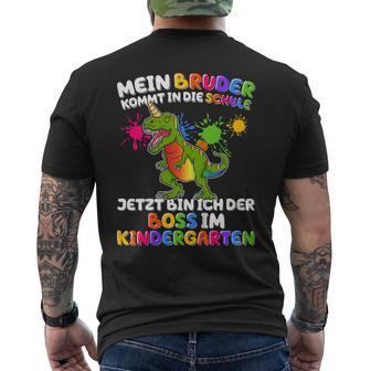 Kinder Mein Bruder Kommt In Diechule Kindergarten Geschwister T-Shirt mit Rückendruck - Geschenkecke