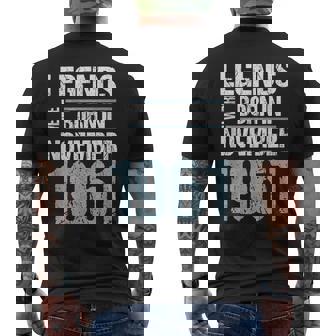 Legends Were Born In November 1961 誕生日 メンズTシャツ バックプリント - Kawaiitshirt