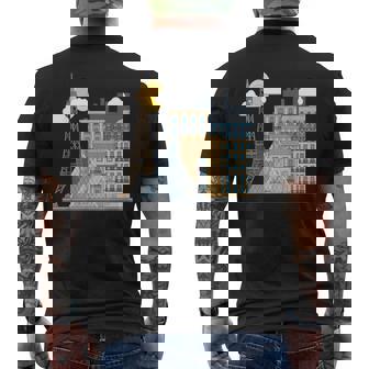 Les Célèbres Bâtiments De Paris La Tour Eiffel Le Louvre T-shirt imprimé au dos - Cadeauxyz