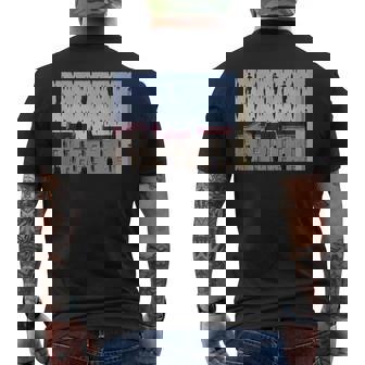 Magritteによるゴルコンダの有名な絵画。 メンズTシャツ バックプリント - Kawaiitshirt