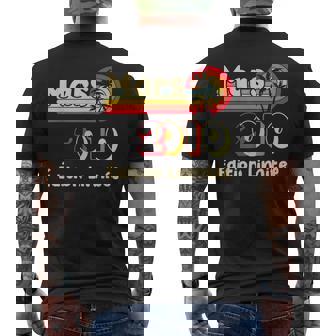 Mars 2010 15 Ans Cadeau Anniversaire Garçon Mars 2010 T-shirt imprimé au dos - Cadeauxyz