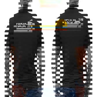 Nebraskaouvenirsintage Retro メンズTシャツ バックプリント - Kawaiitshirt