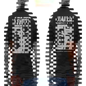 Oldometer 67 67歳の誕生日ギフトシャツ メンズTシャツ バックプリント - Kawaiitshirt