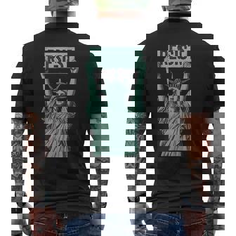 Resist Liberty Statue Men's T-shirt Back Print - Thegiftio
