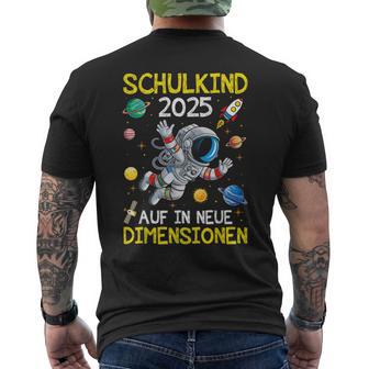Schulkind 2025 Weltraum Planet Jungen Einschulung Astronaut T-Shirt mit Rückendruck - Geschenkecke