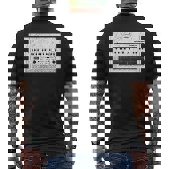 Synthesizer アナログシンセドラムマシン コンピューターヴィンテージオタク メンズTシャツ バックプリント - Kawaiitshirt