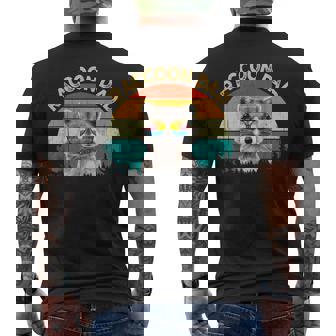 Vintage Retro Wild Animalummerunglass Common Raccoon Dad メンズTシャツ バックプリント - Kawaiitshirt