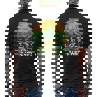 おかしなゴー・ホーム・セイングとテントのネイチャーコスチューム。 メンズTシャツ バックプリント - Kawaiitshirt