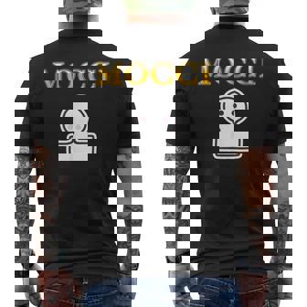 おもち Mocci 餅『おやつ ポップ』ブランド ロゴ パロディ お菓子 おやつ 面白い かわいい メンズTシャツ バックプリント - Kawaiitshirt