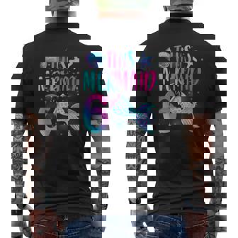 このマーメイドは6歳の6歳の誕生日マーメイドガールパーティーです。 メンズTシャツ バックプリント - Kawaiitshirt