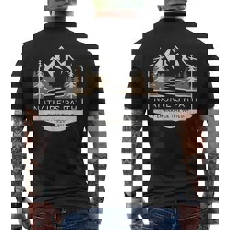 アウトドア＆サバイバルスタイル ハイキングと登山ファッション メンズTシャツ バックプリント - Kawaiitshirt