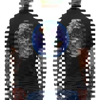 アースデイ用地球儀 メンズTシャツ バックプリント - Kawaiitshirt