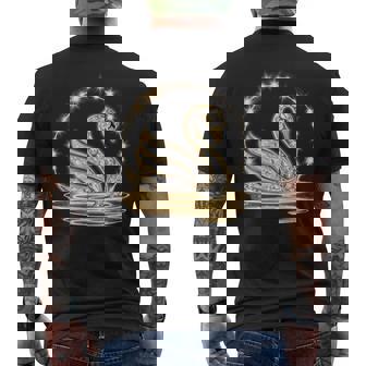 アート プリント モチーフとしての美しい白鳥、ギフトのアイデア メンズTシャツ バックプリント - Kawaiitshirt