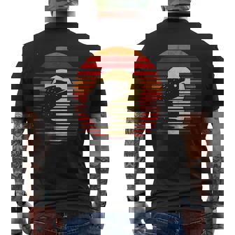 ウツボ サンセット レトロスタイル サファリ ヴィンテージ 70年代 釣り メンズTシャツ バックプリント - Kawaiitshirt